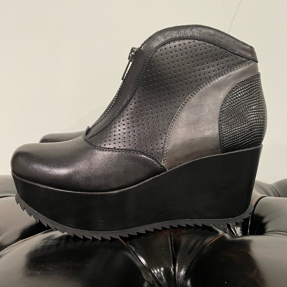 Chocolat Blue Wedge Booties